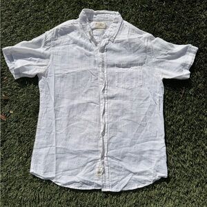 Classic White Short Sleeve Button-Down Shirt